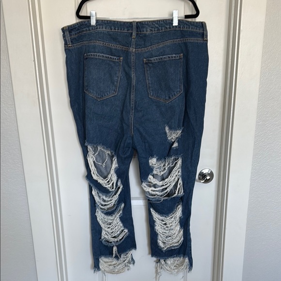 Fashion Nova Blue Denim Jeans - Picture 6 of 8